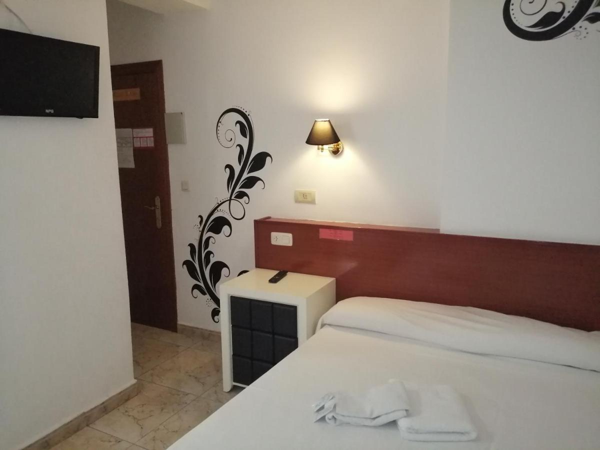 Hostal Jaime I Huesca Kültér fotó