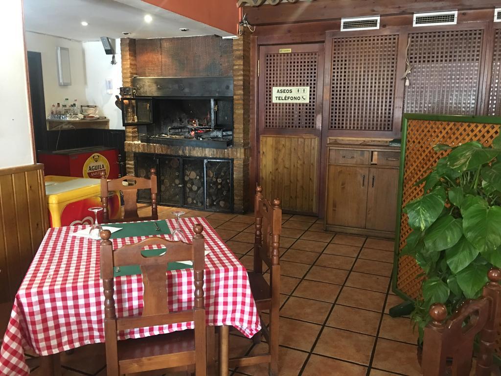 Hostal Jaime I Huesca Kültér fotó
