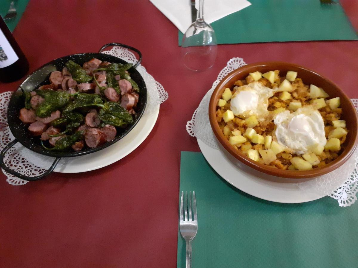 Hostal Jaime I Huesca Kültér fotó
