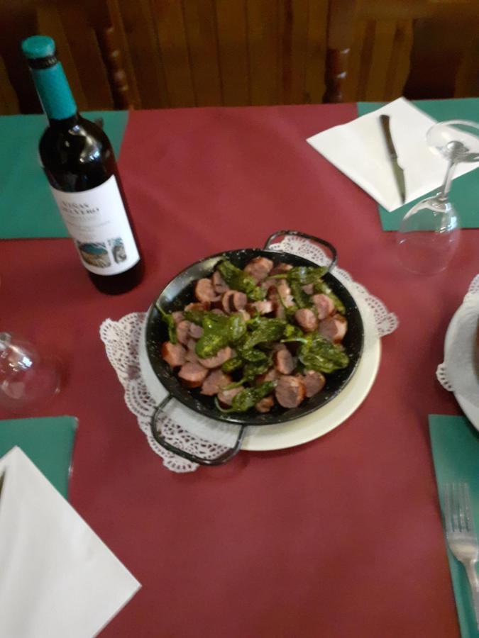 Hostal Jaime I Huesca Kültér fotó